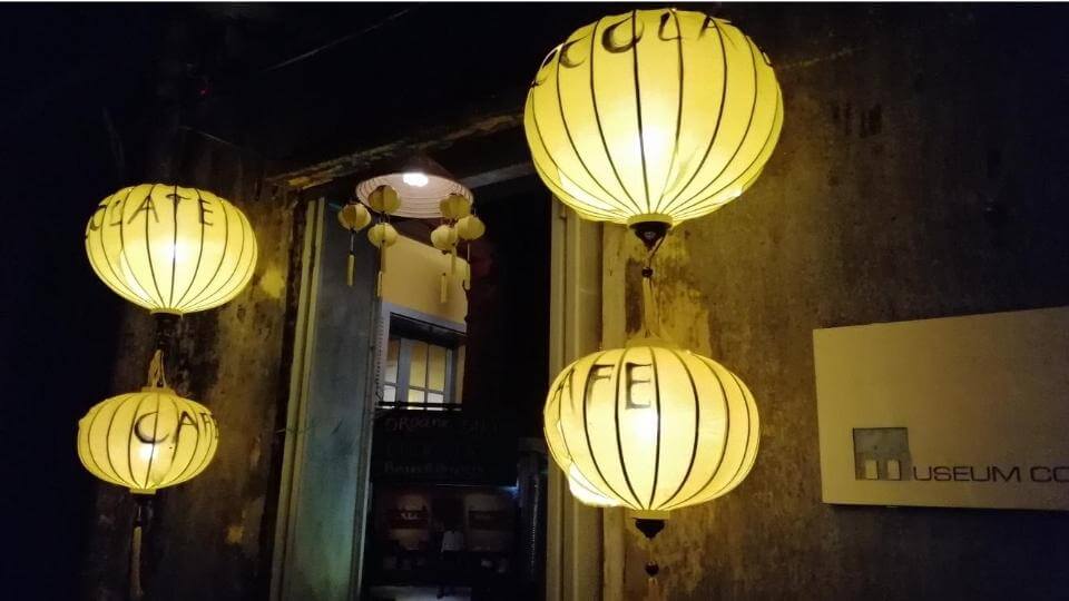 Things to do in Hoi An with kids-Hoi An by night-lanterns