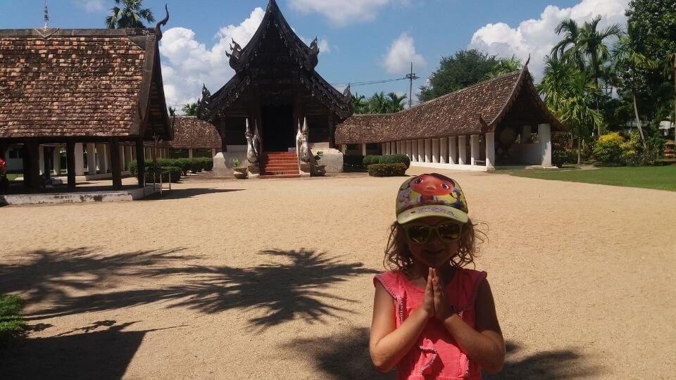 Things to do with kids in Chiang Mai -Wat Intharawat