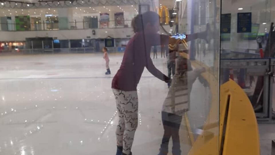 family friendly attractions in Johor Bahru-Blue Ice Skating Rink-Paradigm mall-Ayla and Elly