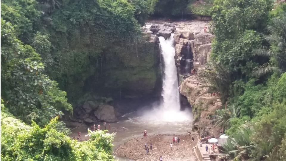 Things to do with kids in Bali-Tegenungan waterfall