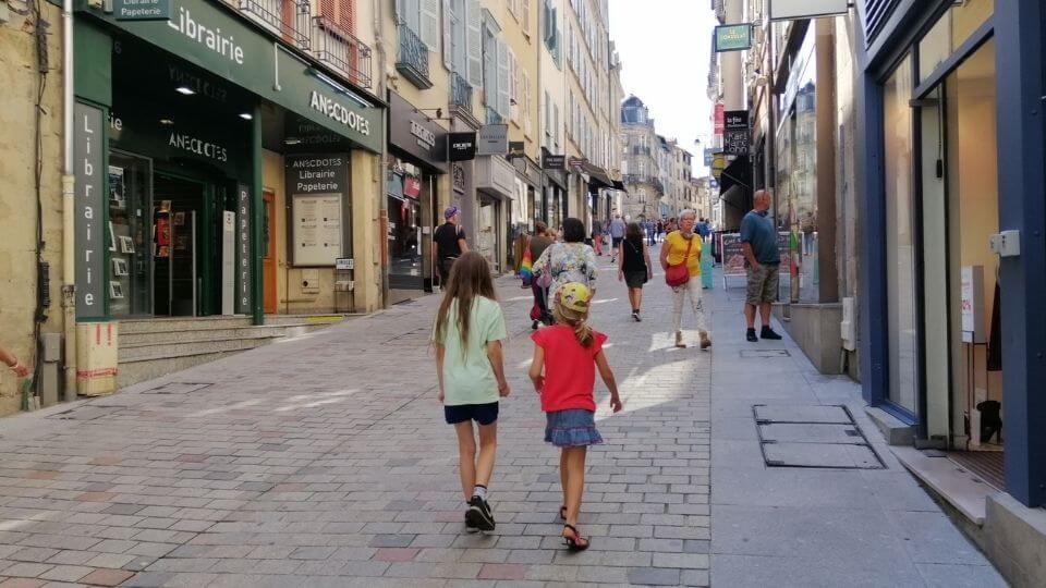 Things to do in Poitou Charentes-Limoges-Ayla and friend in town