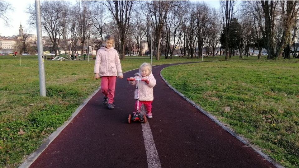 The best things to do in Belgrade-Park Prijateljstva-Ayla and Romy