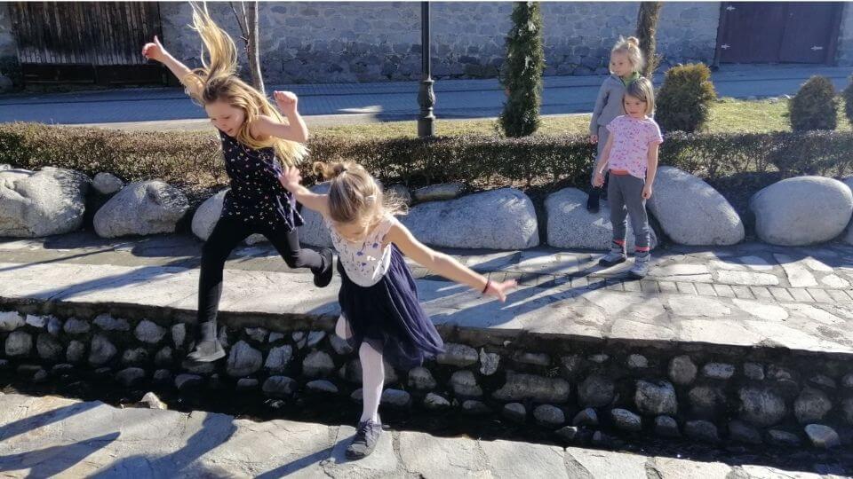 World-schooling Community – Bansko, Bulgaria Wintertime Pop-Up