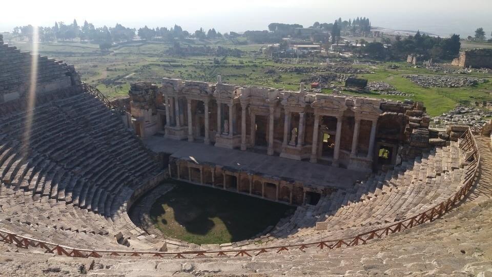 Things to do in Pamukkale-Hierapolis ruins-amphitheater