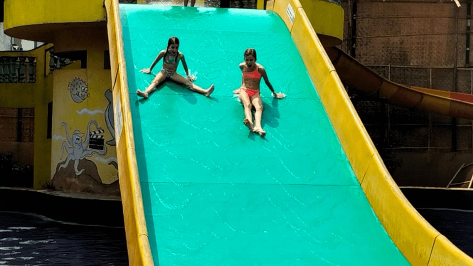 The splashdown waterpark in Anjuna is one of the fun things to do in Goa with kids