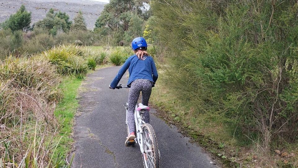 The Cardinia Reservoir Park in the Dandenong Ranges is an excellent place to hang out as a family, with a playground and walking and biking trails