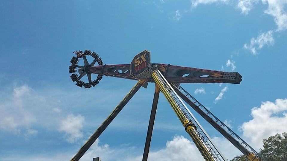 The SX360 at Aussie World does a full loop and is one of the park's most thrilling rides.