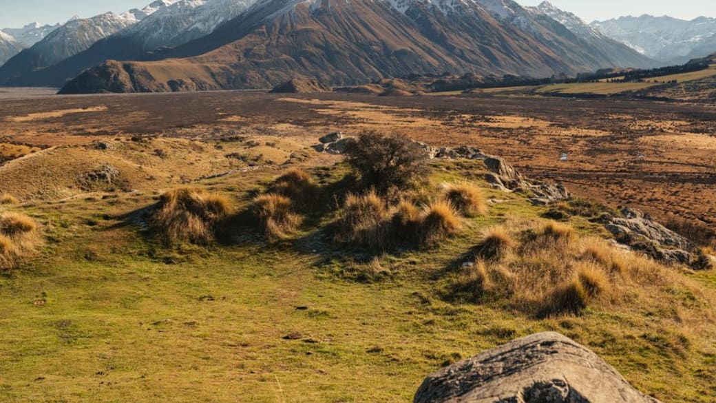 Discover the breathtaking Southern Alps scenery near Christchurch, New Zealand.